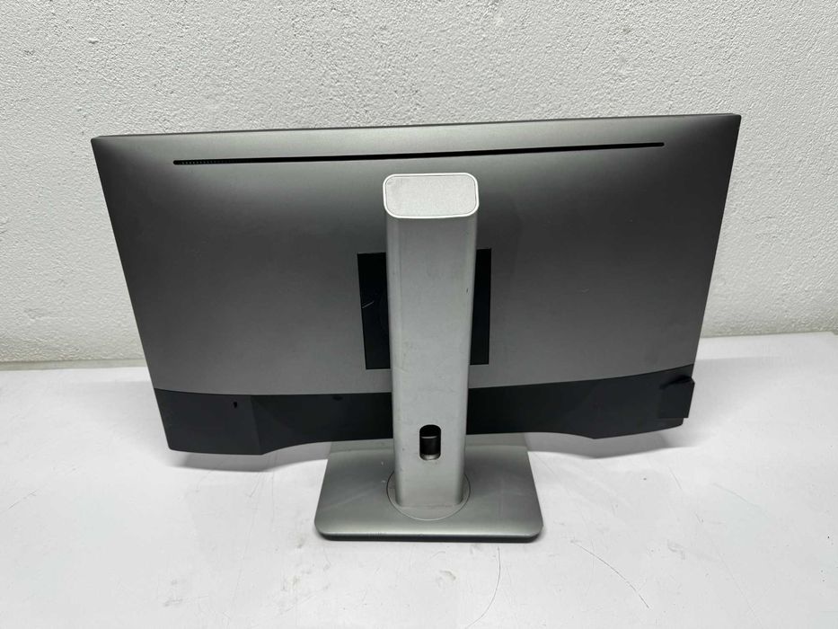 Монитор - Dell U2518D (2560x1440) / M3