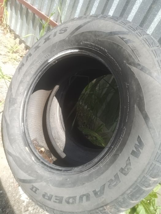 Продам шины 225 70 R16