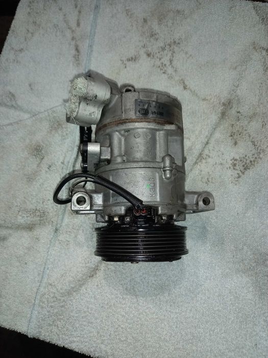 Компресор климатик от BMW e46 318i 2003г