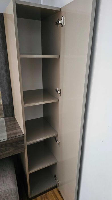 Vand un superb set mobila machiaj, nou, impecabil, MEGA OCAZIE