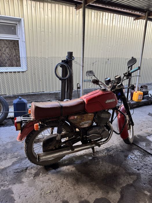 Jawa (Ява) 350 на полном ходу!