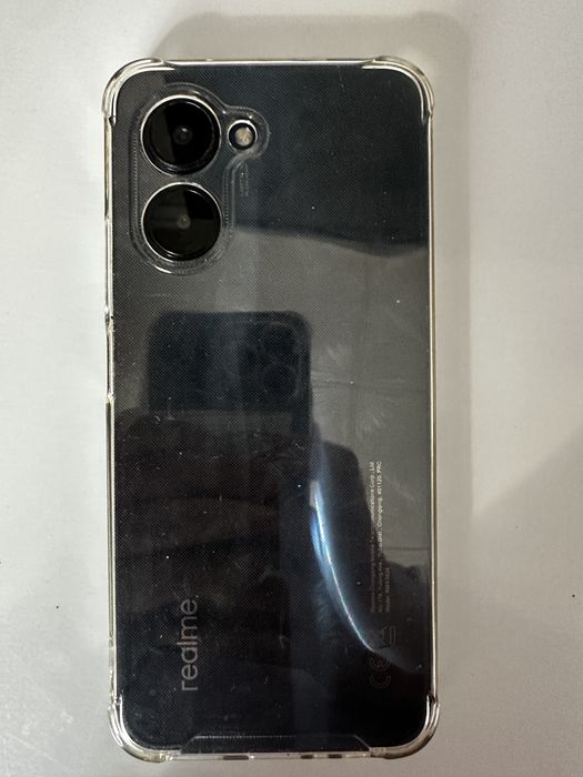 Продается телефон Realme C33
