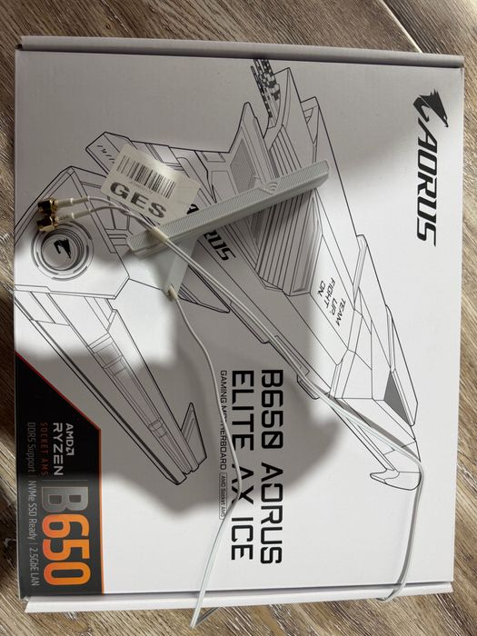 Placa de baza b650 aorus elite ax ice