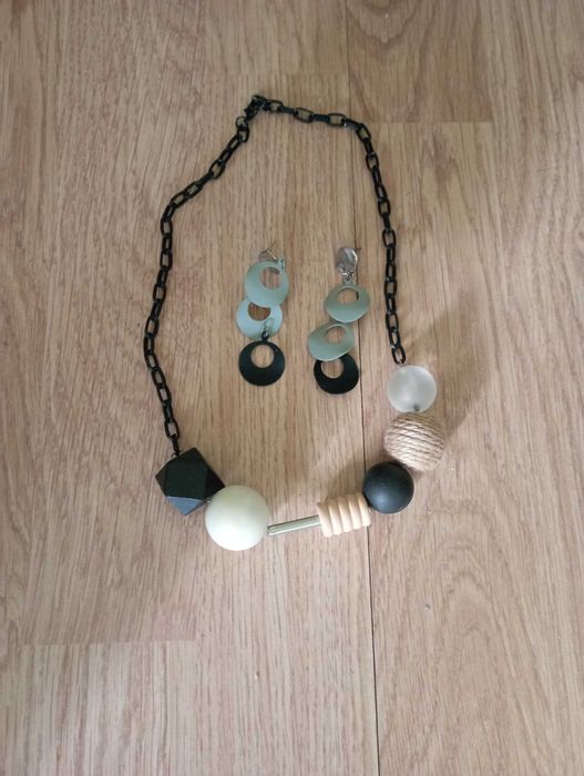 Готови ефектни комплекти бижута