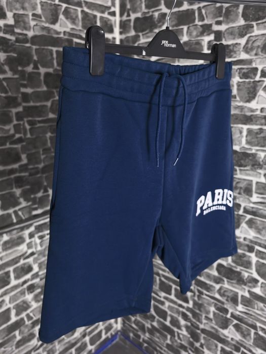 Balenciaga къси панталони