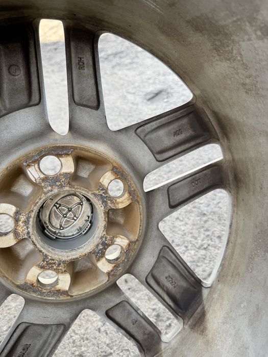 Колеса на camry 2014г