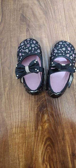 Туфли для девочки на 2-3 года, 2-3 yoshli qizlar uchun poyabzal