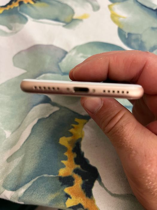 iPhone 8 като нов