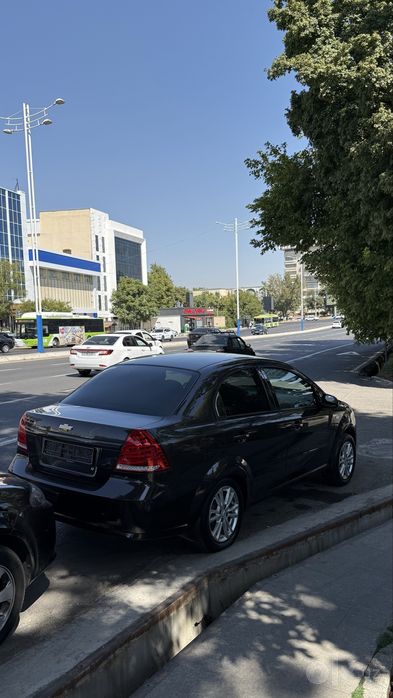Sotiladi nexia 3 sronco abmen bor jenta ustiga pul qushib beriladiiiii