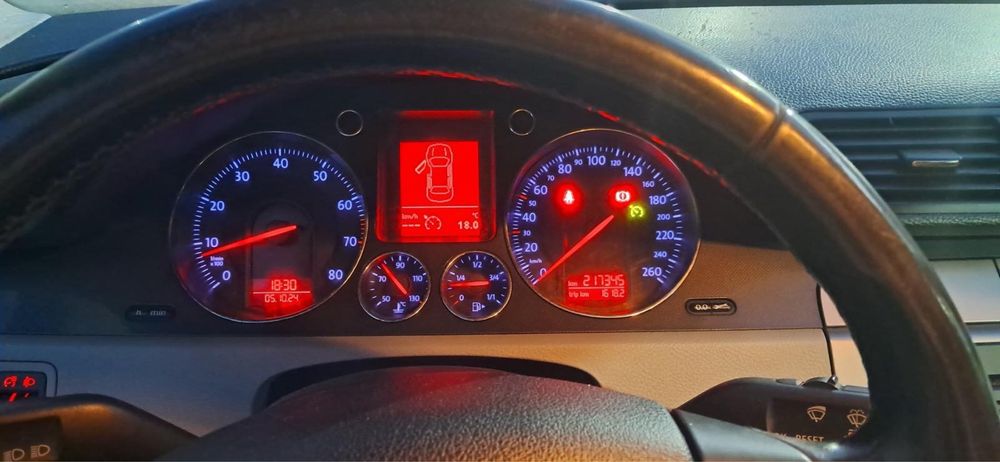 Vând Volkswagen Passat B6