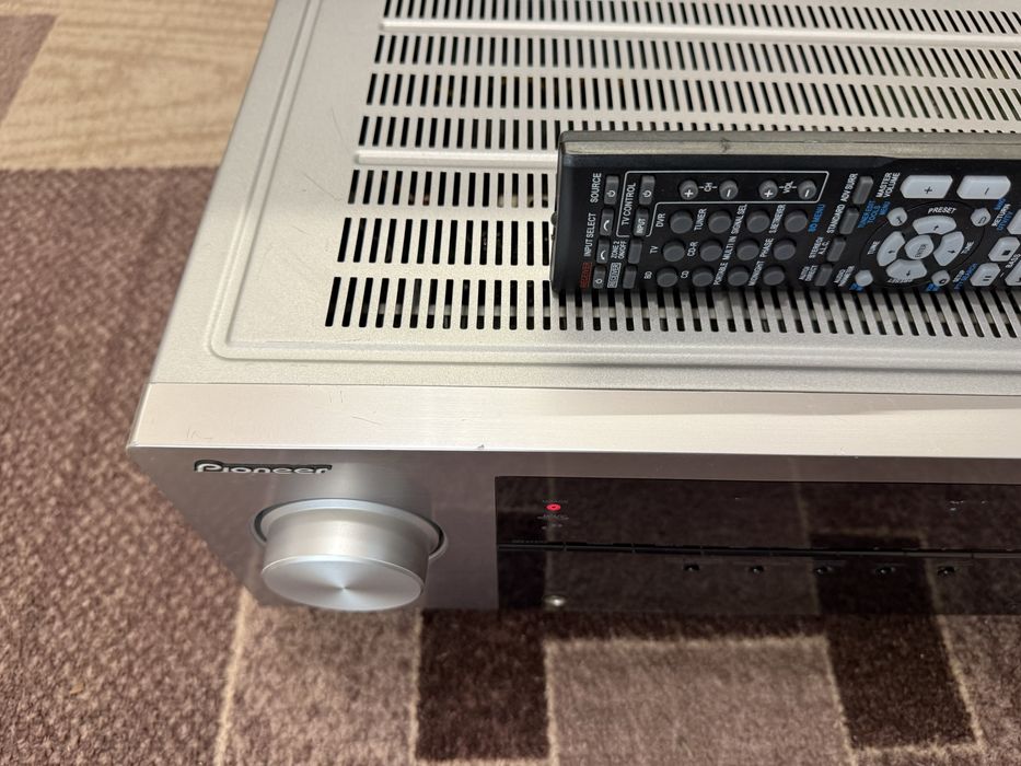 Pioneer VSX-422 resiver