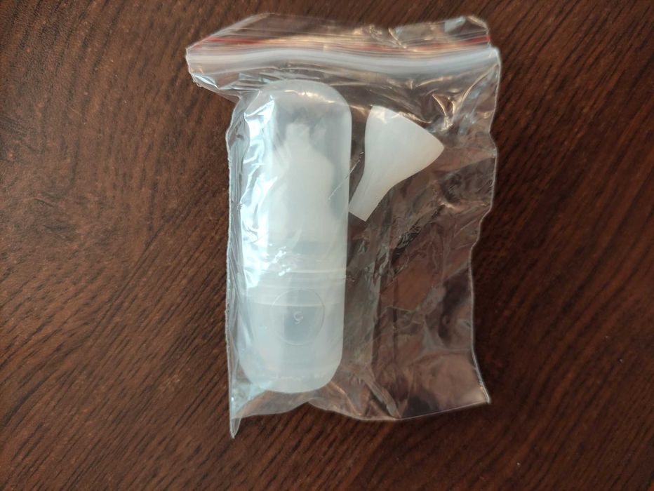 Двойна електрическа помпа за кърма Canpol -2 in 1 все още в гаранция