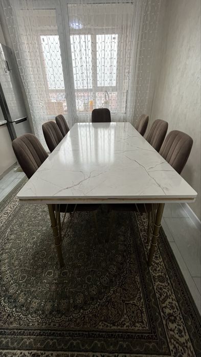 Продам стол состояния хороший