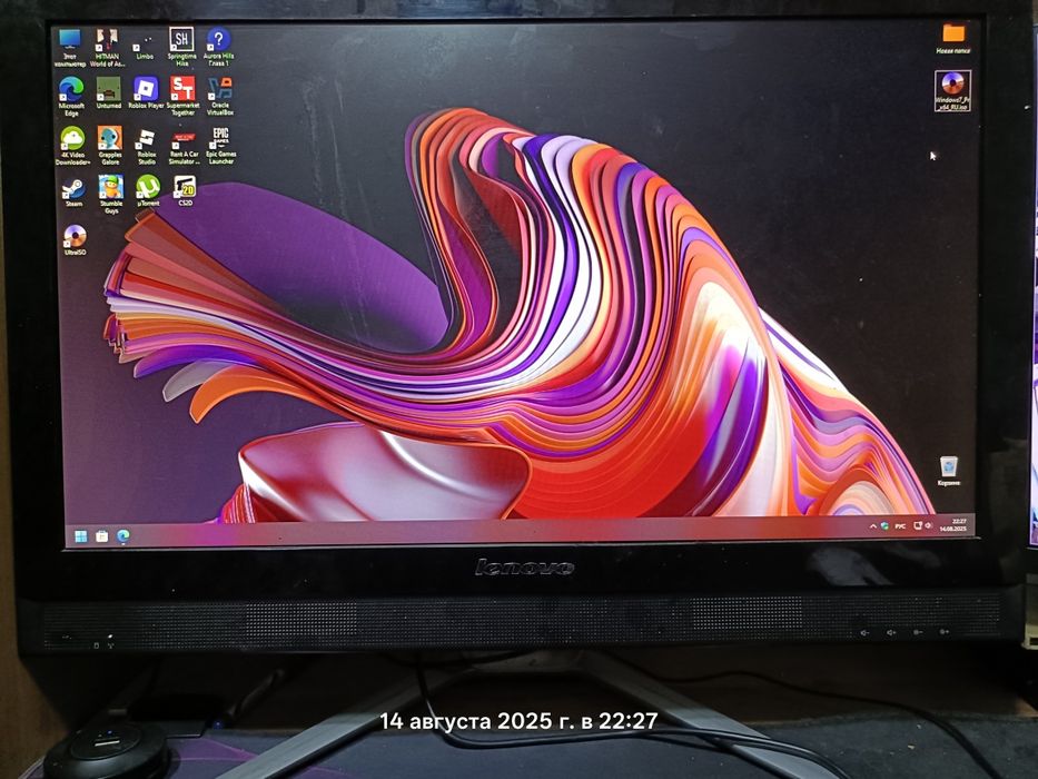 Моноблок LENOVO C560