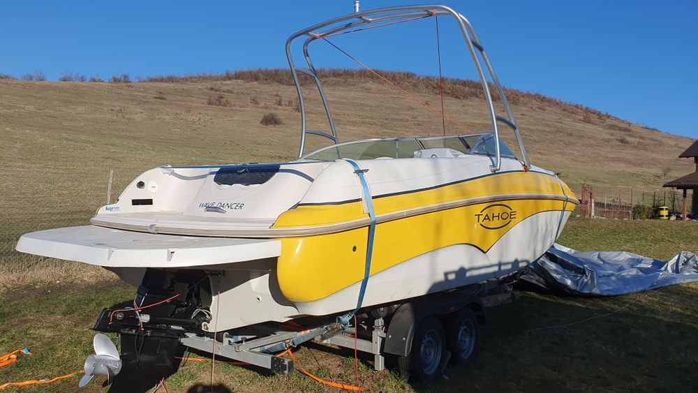 Vand barca Tahoe 234, motor diesel + trailer