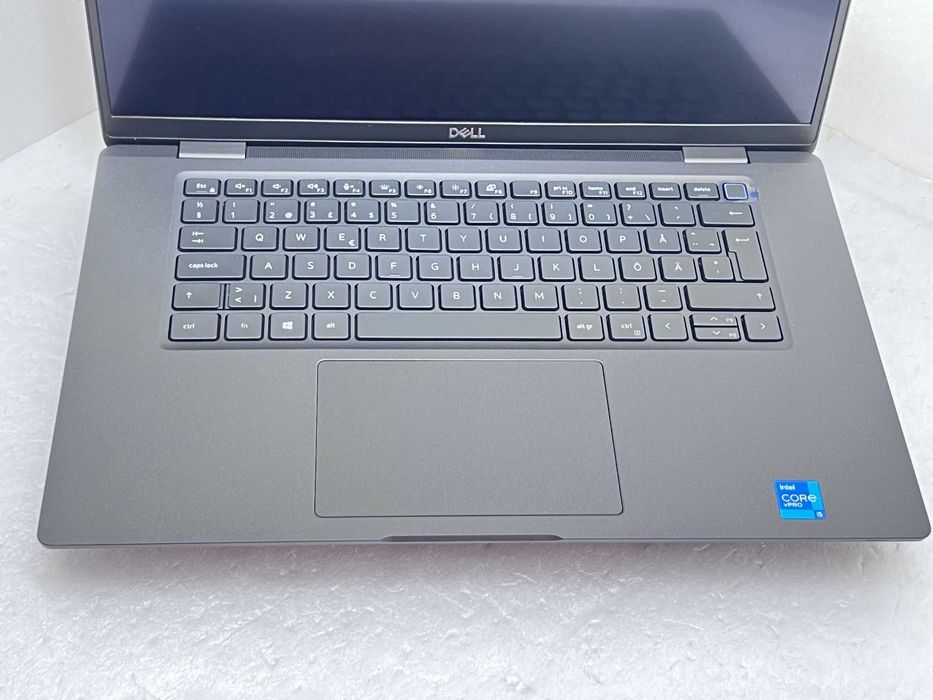 Dell Latitude 7520 15.6" touch i5-1145G7 16GB 510GB/ Гаранция отличен