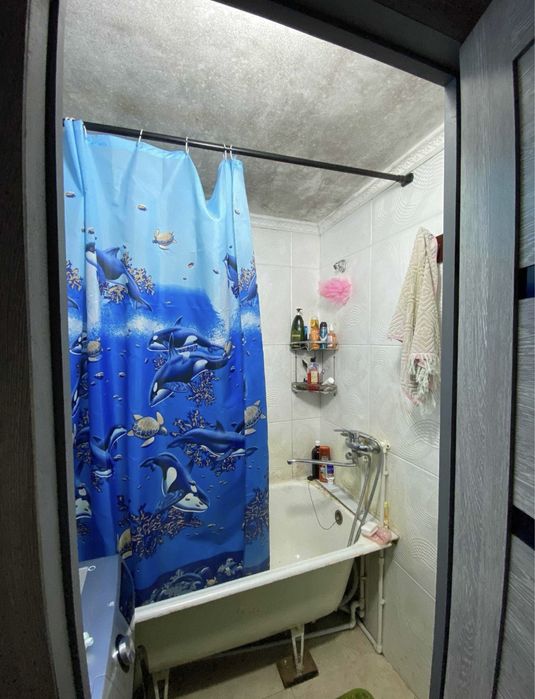 Мирабадский р-н Куйлюк массив 4 2/1/4 франция 62м2 балкон 2х6 не торец