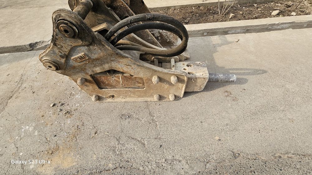 Hunday malotok edyal turibdi