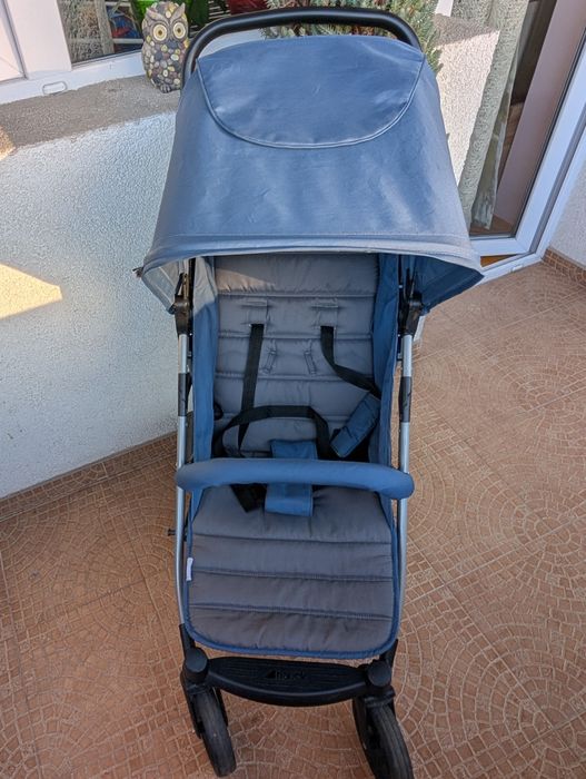 Cărucior Hauck RAPID 4 PLUS TRIO SET  în stare foarte bună
