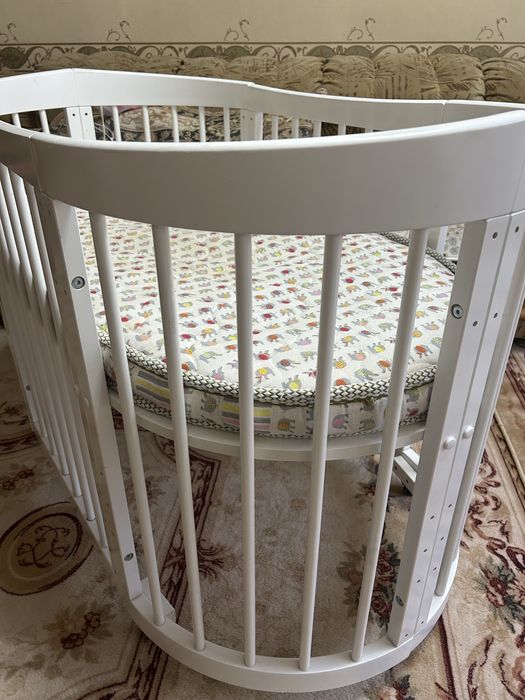 Продам манеж отличного качества