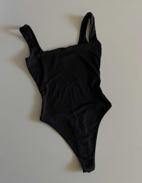 Бодита, потници и други - Bershka, New Yorker и Stradivarius