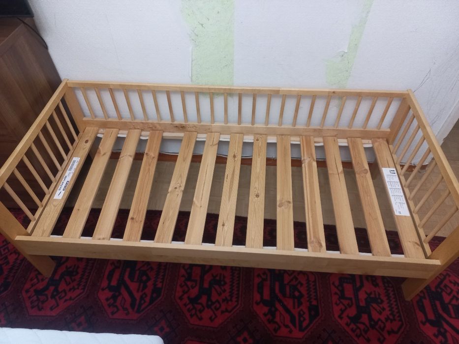 Детская кровать деревянная
