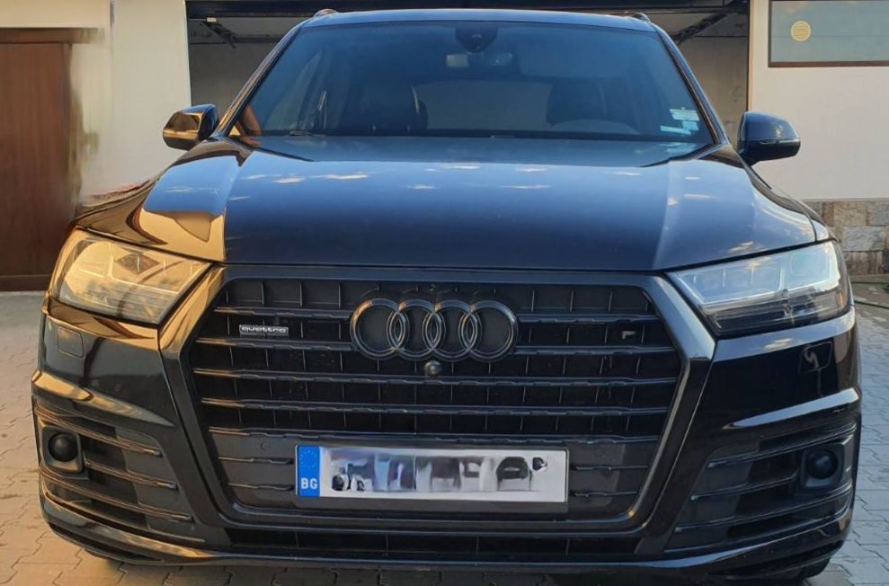 Ауди/Audi Q7        .