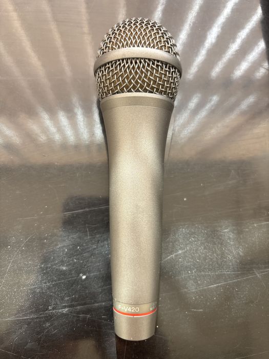 Професионален динамичен микрофон Sony F-V420 с оригинална кутия+ кабел