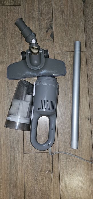 Продам пылесос б/у
