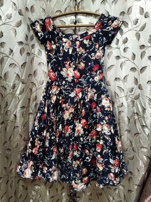 Продам за 1000т.каждое