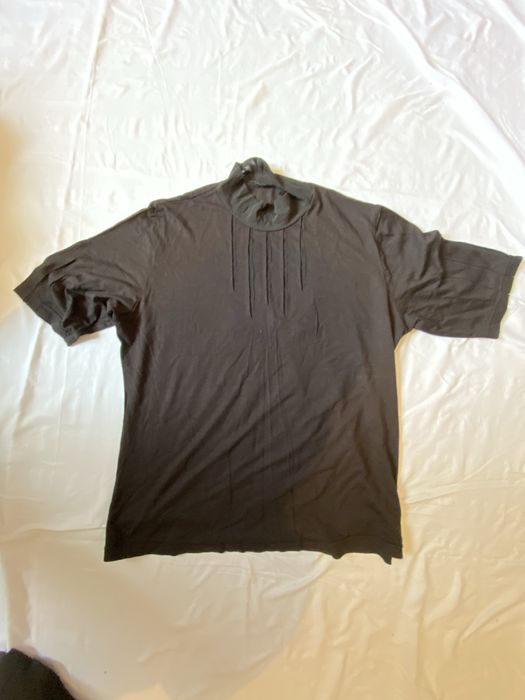 Футболки и рубашки по 2000 тр