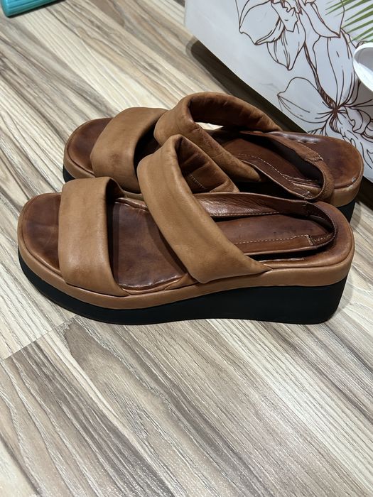 Женские сандалии от Pier