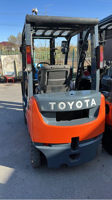 Кара автокара вилочные погрузчик