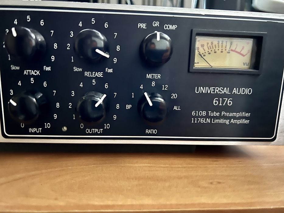 Universal audio 6176 Channel Strip