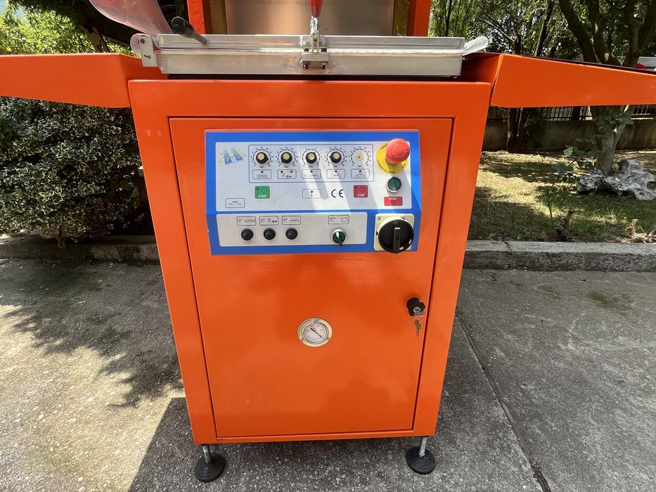 Пакетажна машина MasterSkin 5035