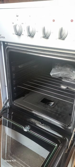 Продам электроплиту