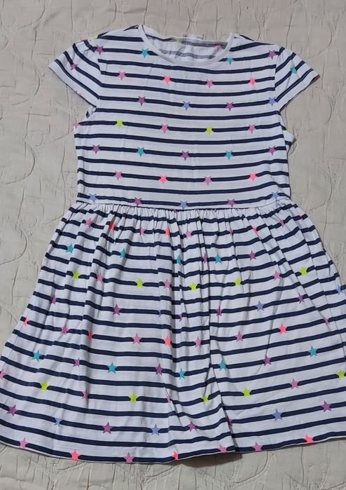 Платья фирменные на девочку