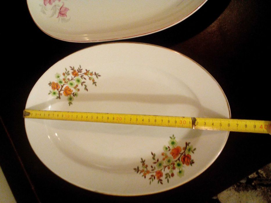 Порцеланово плато и сервиз за кафе