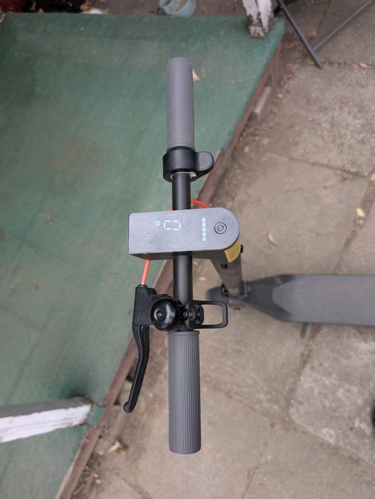 Trotineta electrica Xiaomi 4 Lite Gen 2 CA NOUA