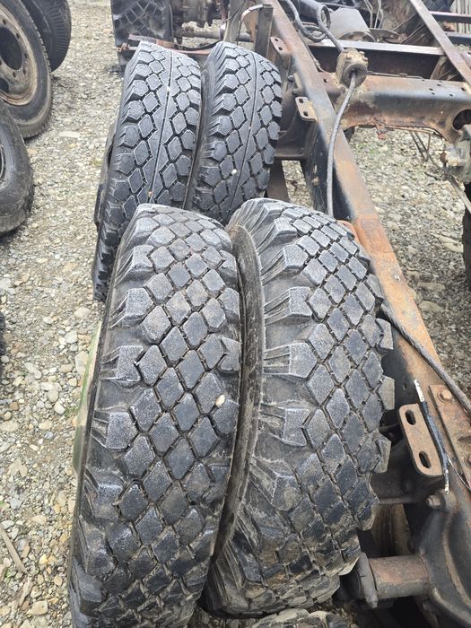 Cauciucuri anvelope 900 20