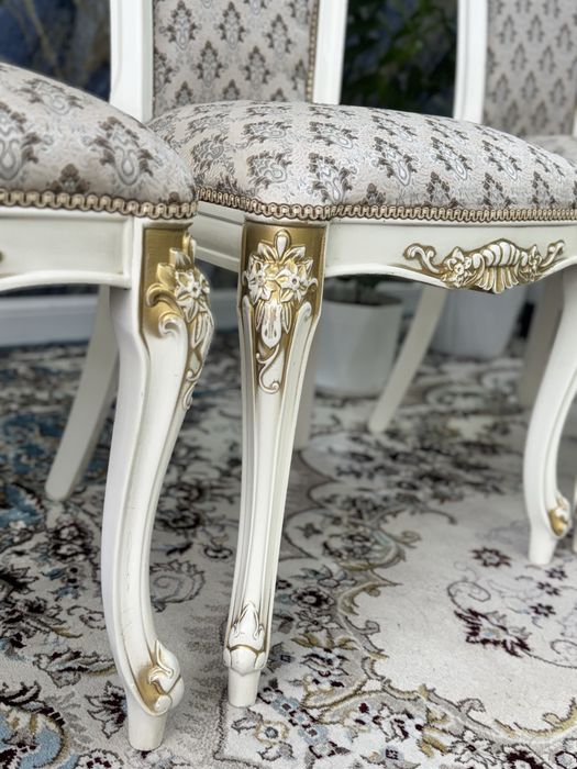 Стулья для гостиной 6 штук