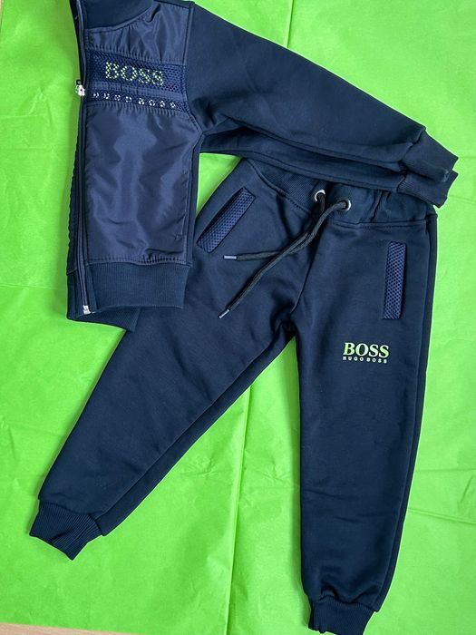 Hugo Boss спортен сет за момче 98ръст 2-3 години