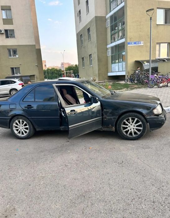 Продам мерс w202 c280 японка