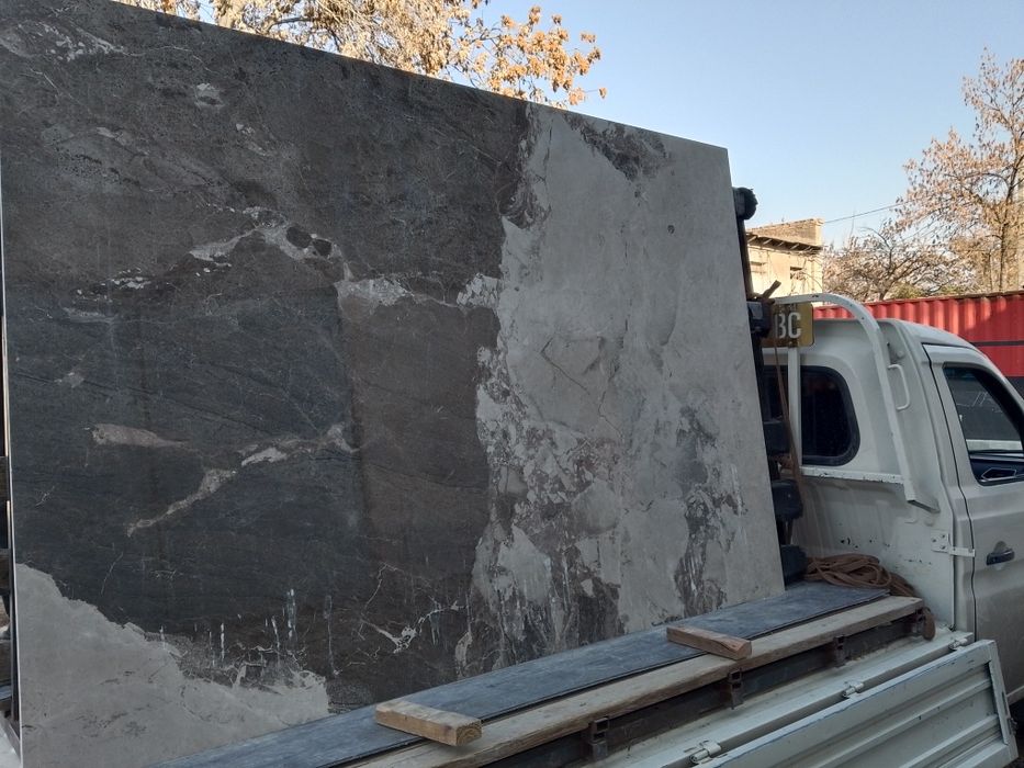 Mramir toshlar bor Eron travertine Onix turli xil turdagi toshlar bor