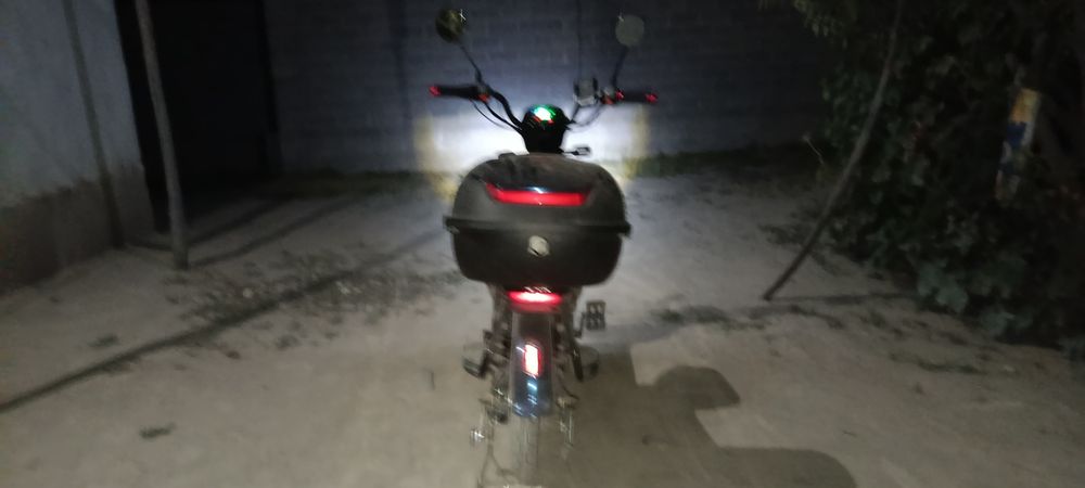 Skuter sotiladi avtomat korobka