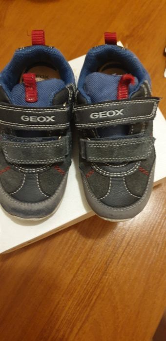 Обувки за момче Geox