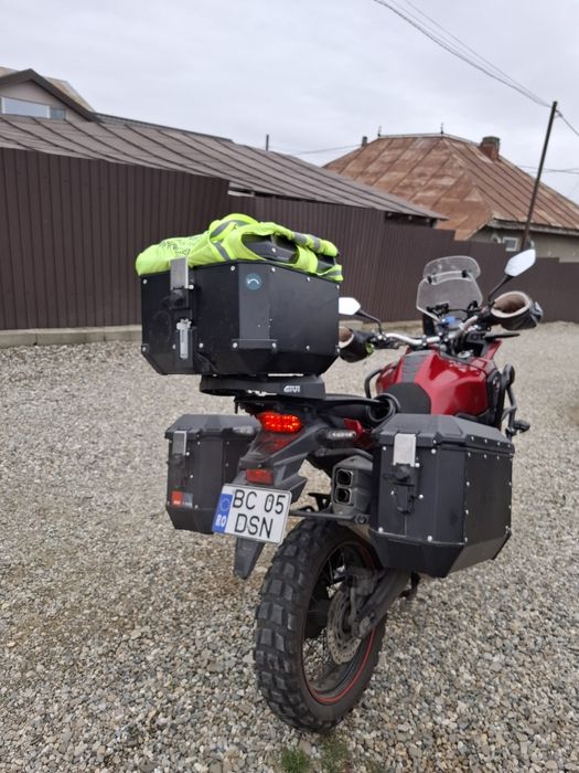 Vand Africa Twin  1000 manuala