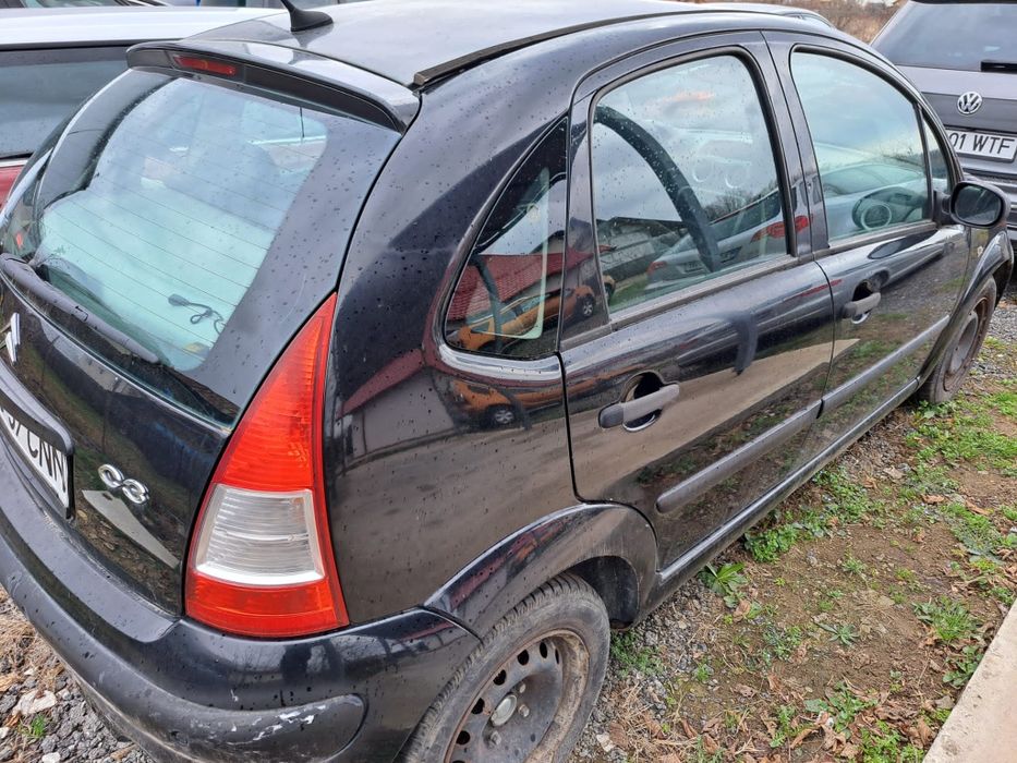 Dezmembrez Citroen C3 2007 motor 1.4 Hdi