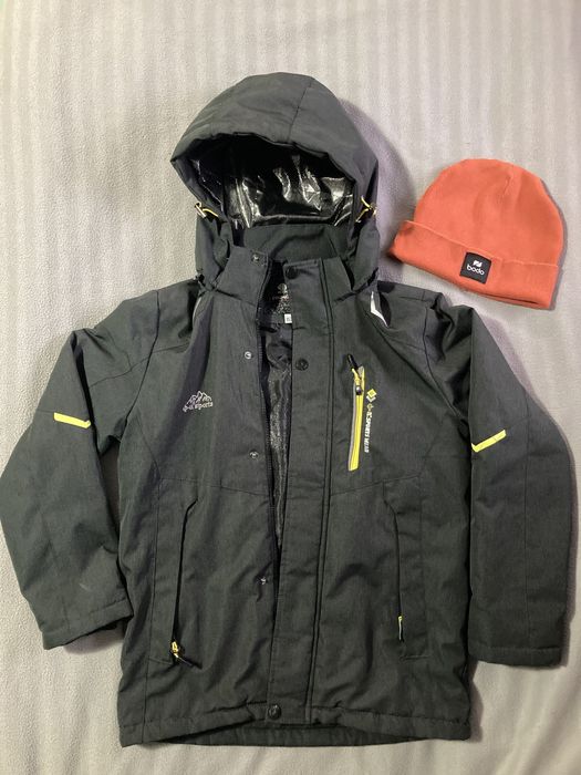 Продам ветровку для мальчика