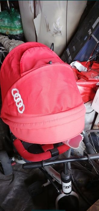 Триколката за момче и момиченце